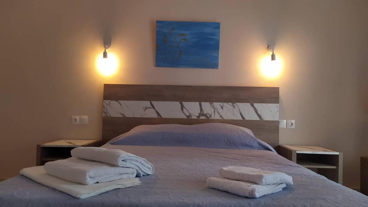 La Mer Rooms Peraia Buitenkant foto