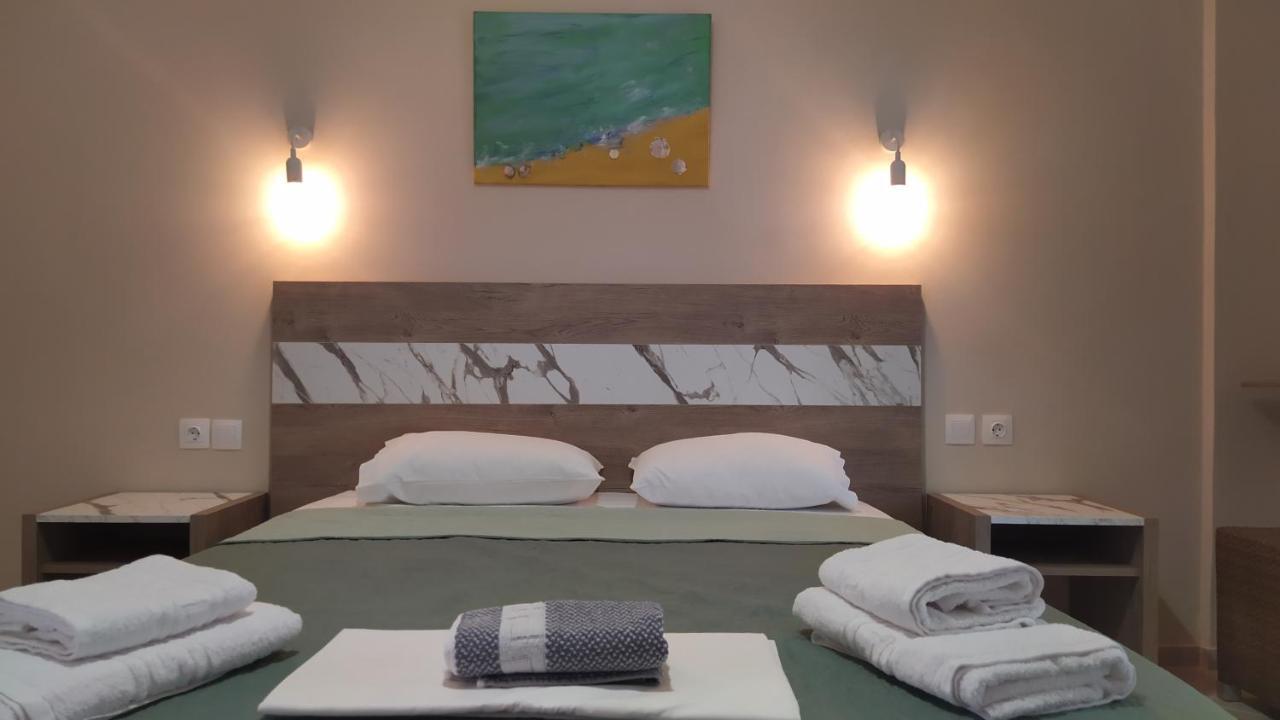 La Mer Rooms Peraia Buitenkant foto
