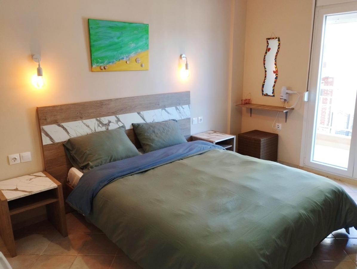 La Mer Rooms Peraia Buitenkant foto