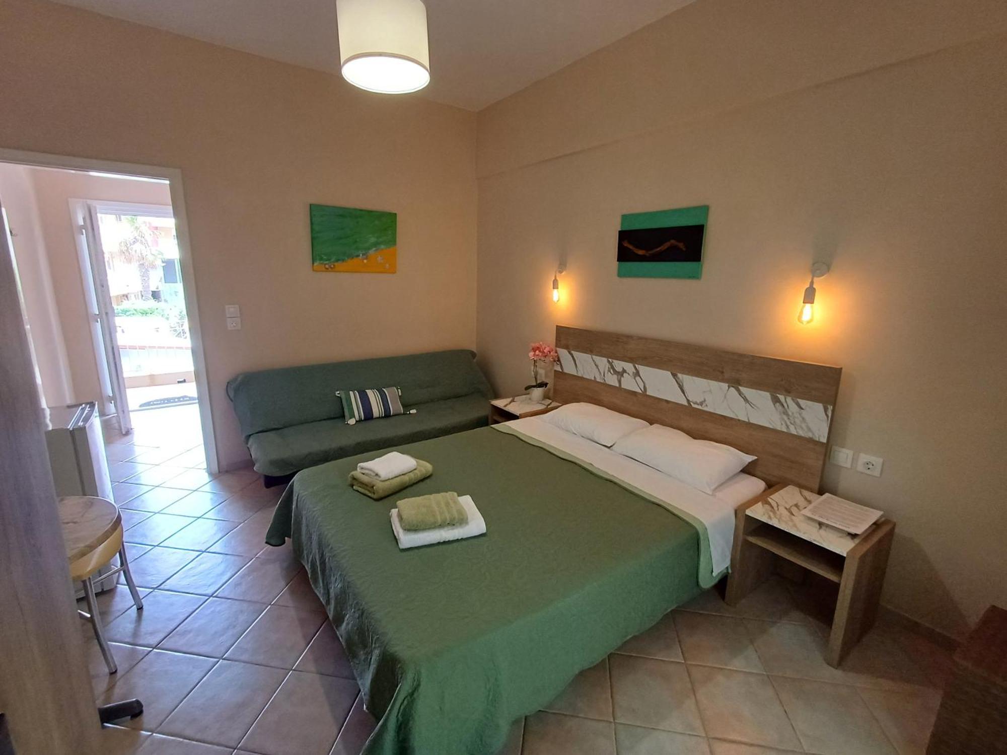 La Mer Rooms Peraia Buitenkant foto
